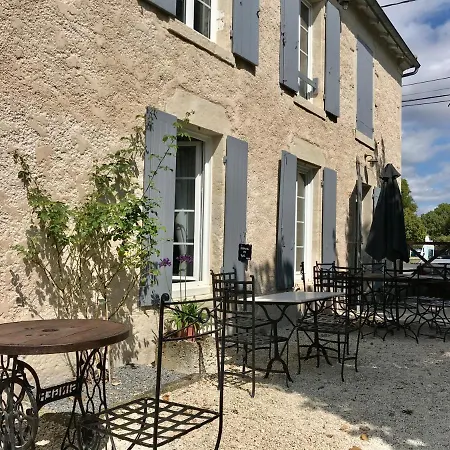 Le Relais D'aulnay Bed & Breakfast Aulnay (Charente-Maritime)