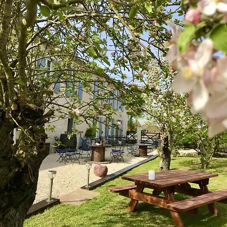 Le Relais D'aulnay * Aulnay (Charente-Maritime)